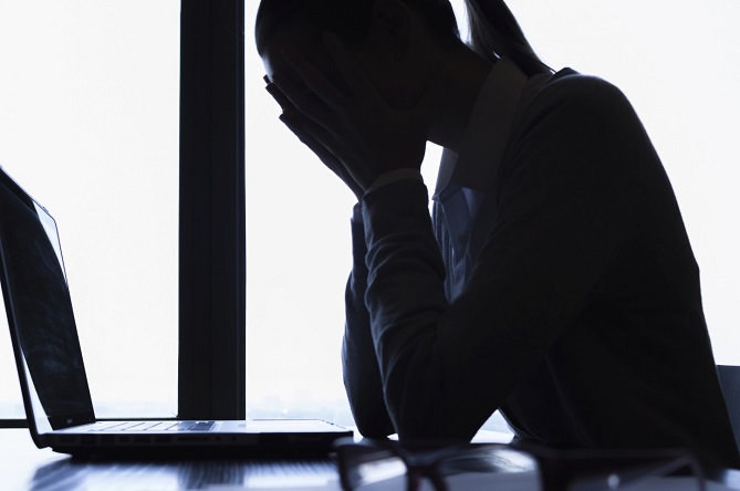 فتيات احذرن.. وسم مغربي ضد التحرش الإلكتروني