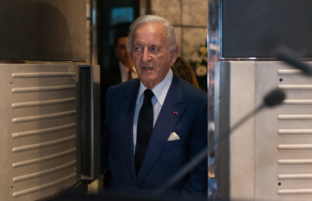 عثمان بنجلون يَفتح باب التفاوض لاقتناء غالبية أسهم "ميدي1تيفي" المتعثرة