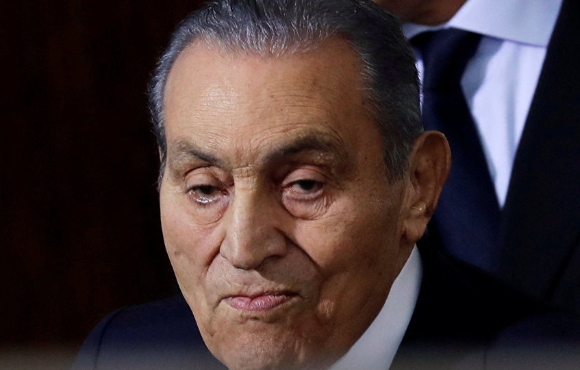 حسني مبارك: إيران وإسرائيل وجهان لعملة واحدة وخطر على المنطقة