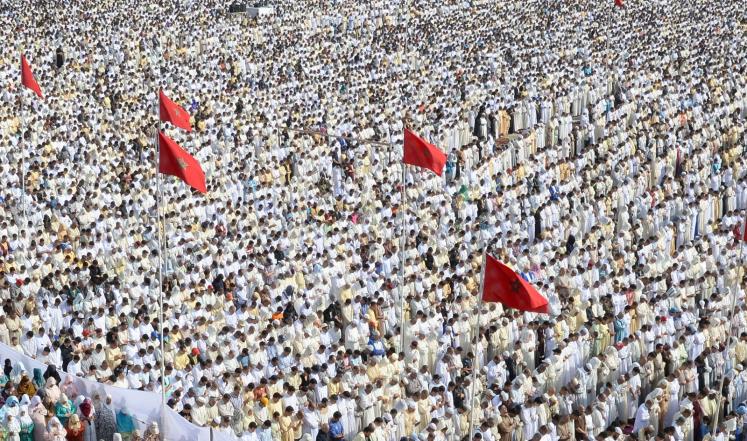 تقرير أمريكي: الفقراء أكثر تَدينا.. و80 في المائة من المغاربة يُصلون يوميا