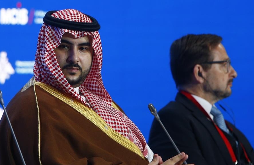 السعودية تتهم إيران بإصدار الأوامر في هجمات الطائرات المسيرة