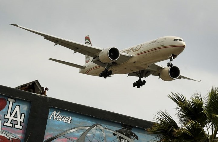  الحوثيون ينشرون فيديو لـ "استهداف مطار أبوظبي" بطائرة مسيرة 