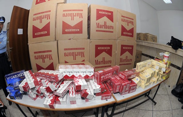 إحباط محاولة تهريب 330 ألف سِيجارة ضواحي أكادير