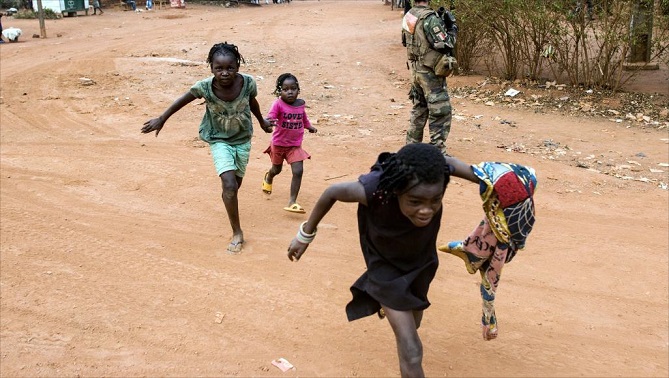 الصحة العالمية تحذر من انتشار شلل الأطفال في إفريقيا