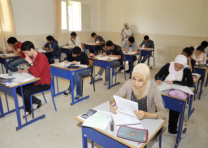  عيد الفطر يُؤجِّل امتحانات الباكالوريا في المغرب 