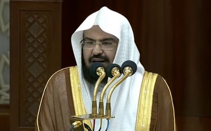 السديس يدعو قاصدي بيت الله الحرام لإنجاح قمم مكة