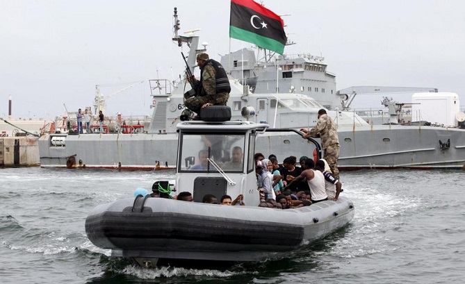  اعتراض 130 مهاجرا سريا بعرض السواحل الليبية 