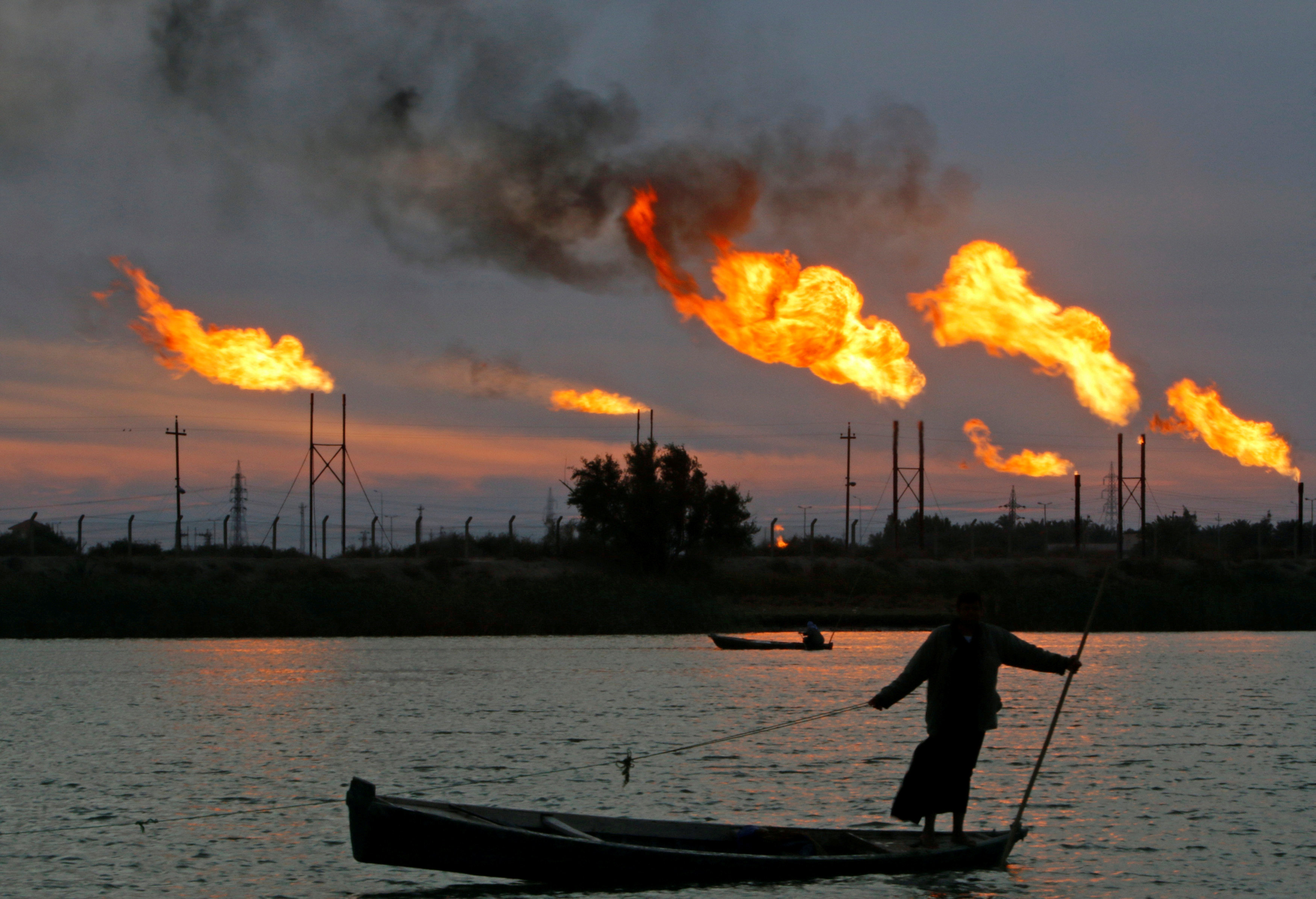 أسعار النفط ترتفع بعد هجوم في الشرق الأوسط