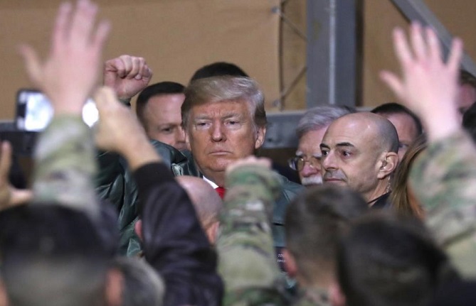 ترامب يعلن إرسال 1500 جندي إلى الشرق الأوسط