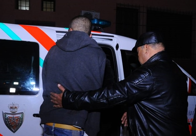  جرف الملحة.. توقيف شخص للاشتباه في تورطه في الضرب والجرح في حق ضابط شرطة 