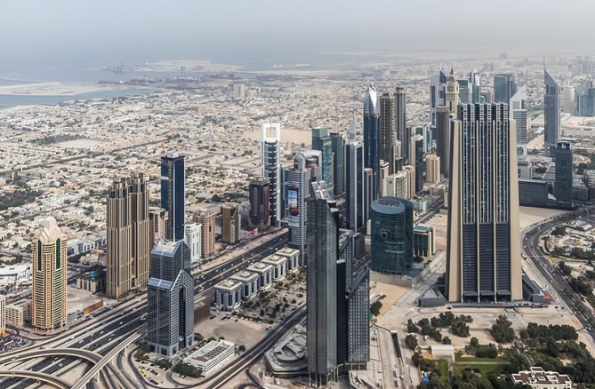 دبي تدخل عالم "ميتافيرس" الافتراضي