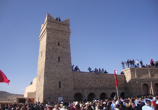  الإحتفاء بالطلبة خاتمي القرآن الكريم بزاوية أسا 