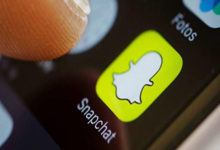 تقرير: موظفو سناب شات يتجسسون على المستخدمين