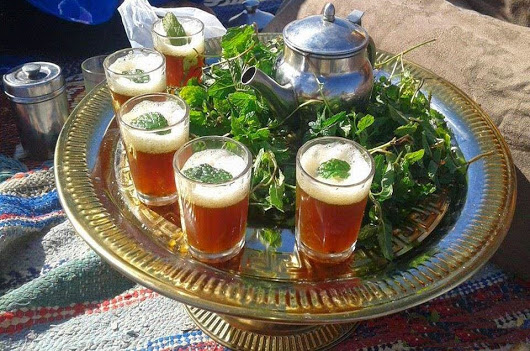  دراسة: هذه علاقة شرب الشاي الساخن بالسرطان 