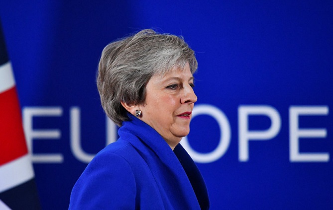  رئيسة الوزراء البريطانية قد تعلن استقالتها غدا 