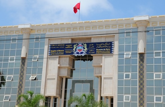 أساتذة بمعهد السينما يخرجون للاحتجاج بالرباط