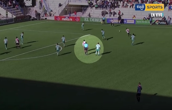  وفاة حكم كرة قدم أثناء إدارته مباراة رسمية 