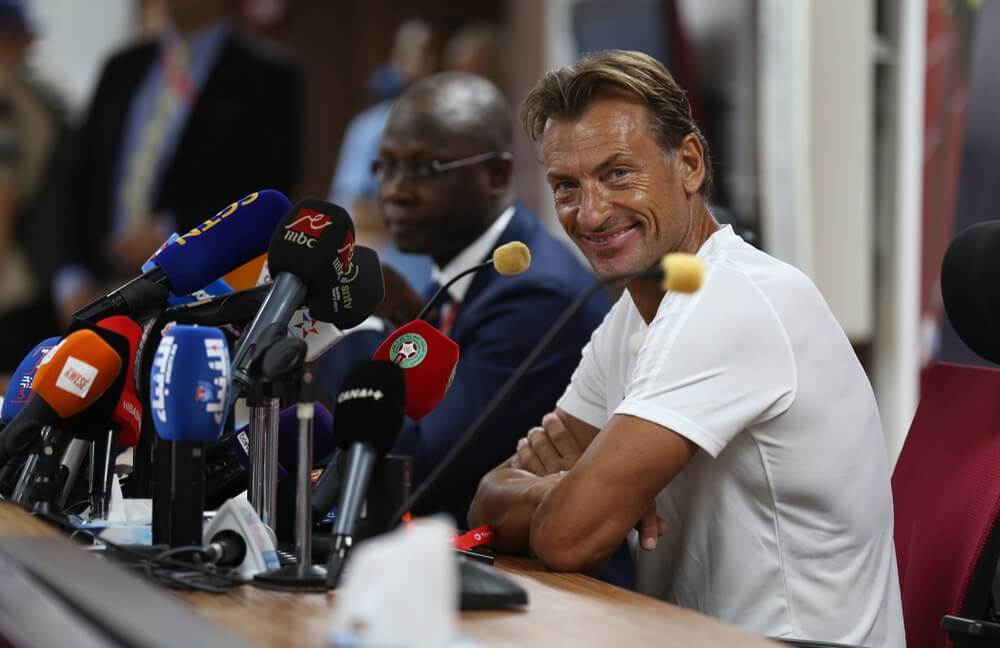  رونار: بوطيب غائب والمزراوي حاضر في مباراة الغد.. والهدف بلوغ دور الثمن 