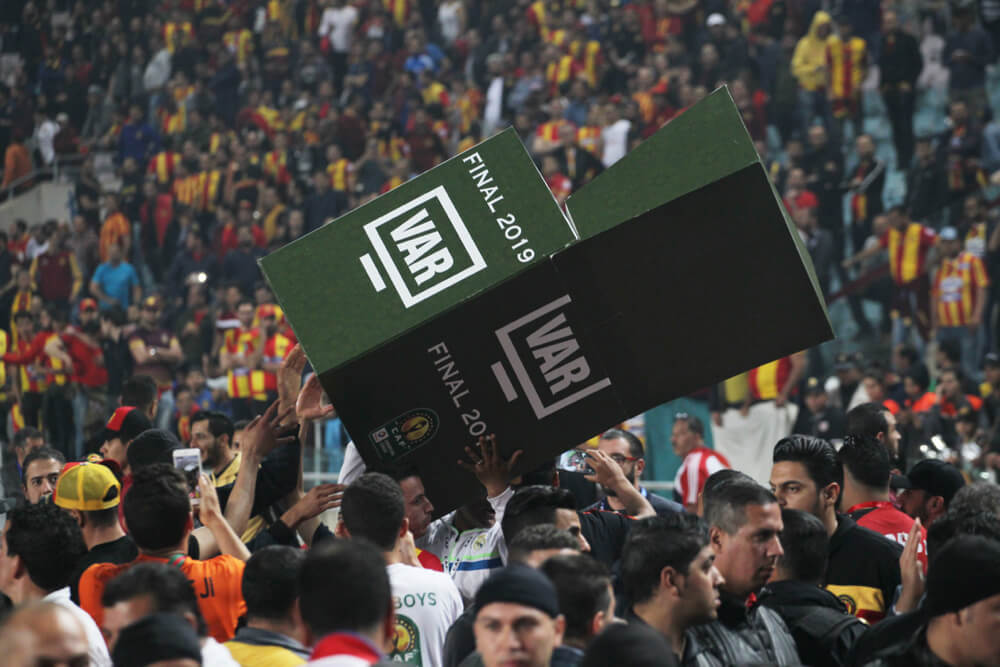 صحيفة AS الإسبانية: مباراة الوداد والترجي سَتُعاد في ملعب محايد وبدون جمهور