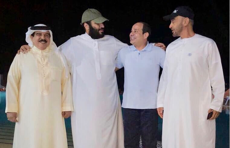 هؤلاء هم اللاعبون الكبار على "جثث السودانيين" ومستقبلهم السياسي