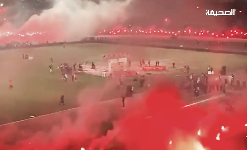  احتفالية جمهور الوداد بالتتويج بالبطولة 