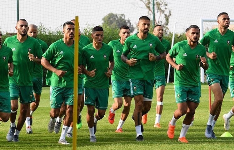 لقجع للاعبي المنتخب: سنوفر لكم كل الظروف.. وعليكم الفوز باللقب الإفريقي