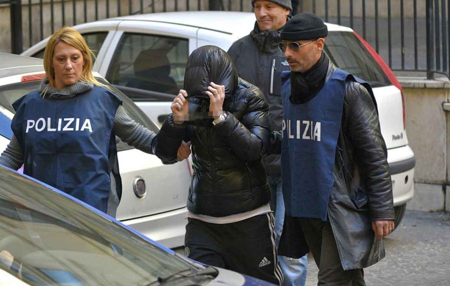 إيطاليا.. توقيف مغربي يستغل طفله الرضيع لترويج الحشيش