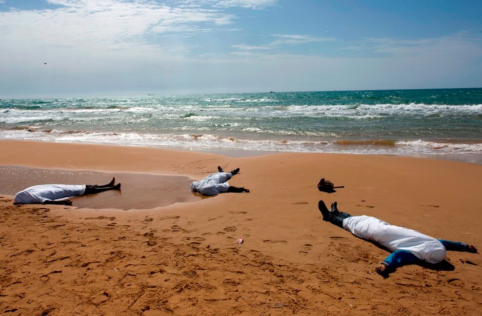  غرق 22 مهاجرا بمياه المتوسط وهيئة تُحمل المسؤولية للمغرب وإسبانيا 