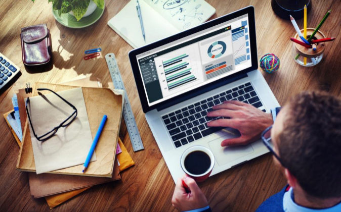  مجلة Forbes: الشباب المغاربة ينضمون إلى ثورة "العمل الحر" 