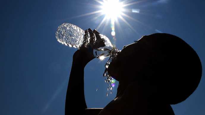  مع ارتفاع درجات الحرارة.. هذه إجراءات وقائية لتجنب آثار "ضربات الشمس" 