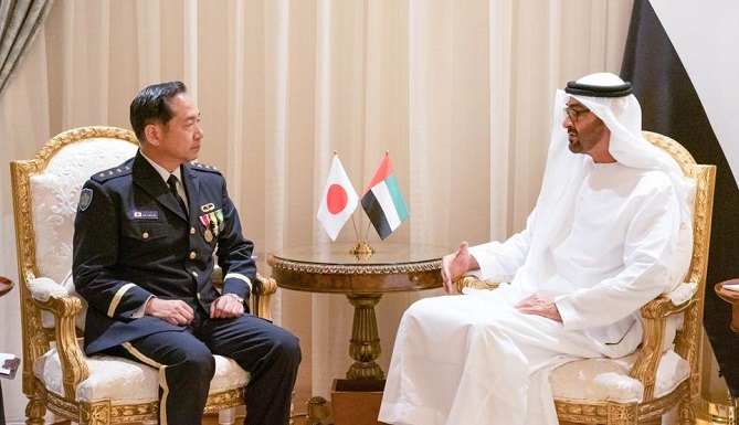  الإمارات واليابان تبحثان التعاون في المجالات الدفاعية 