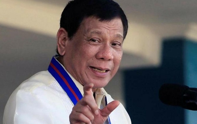  الرئيس الفلبيني: كنت مثليا لكنني عالجت نفسي 