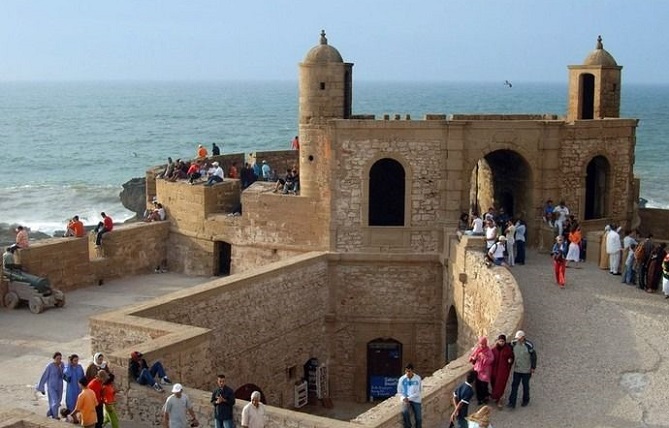 تكريم الشباب الصويري بمعرض "شباب في مدينتهم"