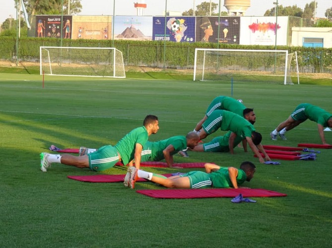  تداريب الأسود قبل مباراة الكوت ديفوار 