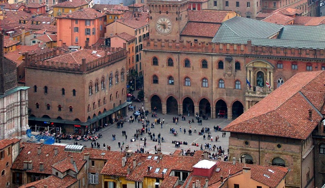  حكومة بولونيا تقرر إعفاء الشباب من أداء الضرائب 