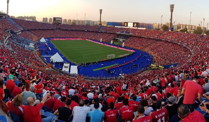  جماهير مصر تهتف باسم أبو تريكة 