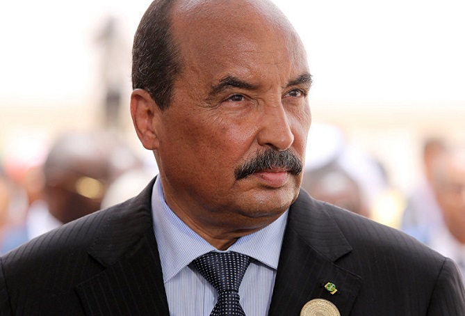 رئيس موريتانيا: ديمقراطية قطر "نصف هكتار"