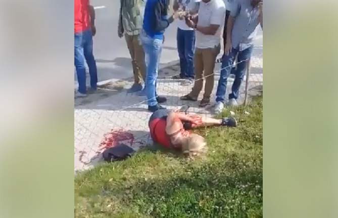  الأمن يُوقف الشخص الذي حاول "ذبح" سائحة ألمانية.. والأخيرة تتماثل للشفاء 