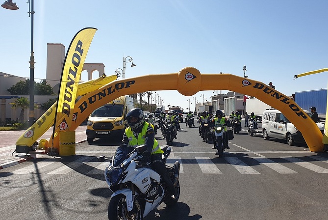  طواف المغرب للدراجات النارية يحط الرحال بالعيون 