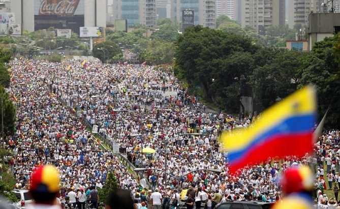 المغرب يدعم"طموح" الشعب الفنزويلي في التغيير