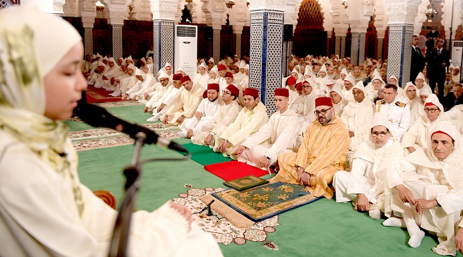 الملك يترأس بالرباط حفلا دينيا إحياء لليلة القدر