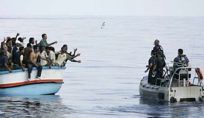  إنقاذ قرابة 500 مهاجر قبالة سواحل ليبيا 