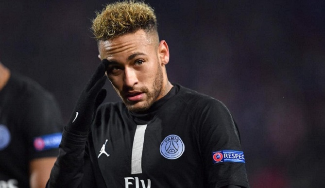  باريس سان جيرمان يعلن غياب نيمار أربعة أسابيع 