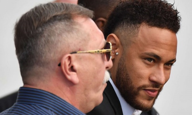 نائب رئيس برشلونة: لم نناقش عودة نيمار بعد