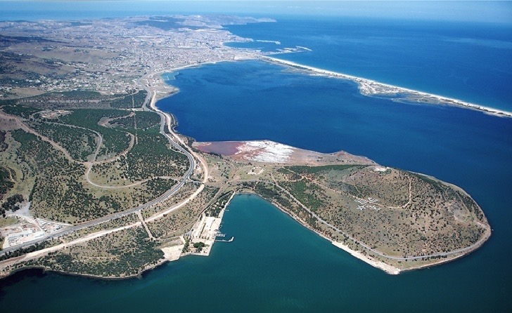 هل ينوي المغرب "خنق" مليلية اقتصاديا بميناء "الناظور غرب المتوسط"؟