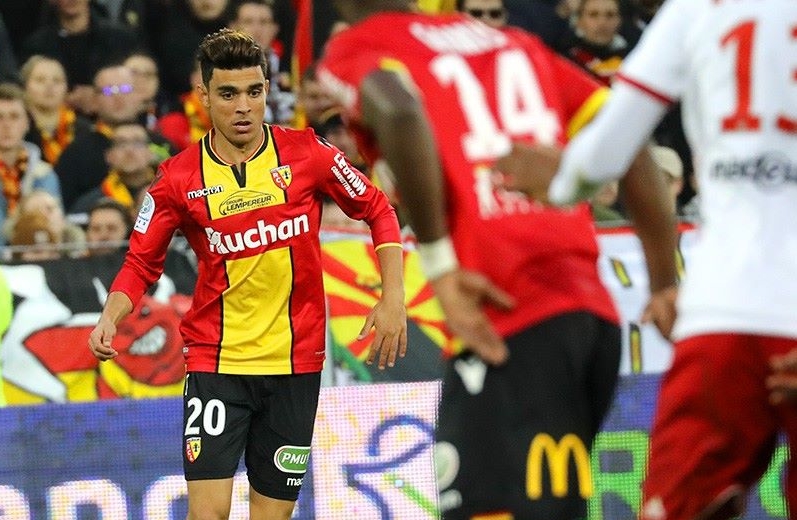 بنشرقي يتوصل لاتفاق نهائي مع إدارة الزمالك