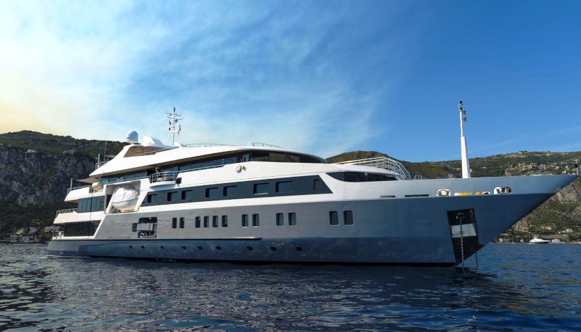 الأميرة سلمى تكتري يختا بـ 600 مليون سنتيم