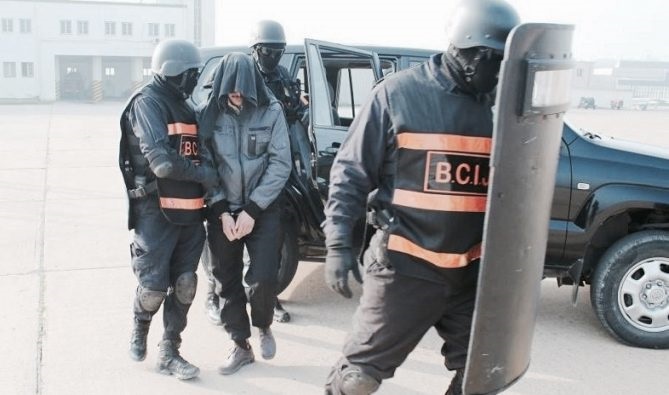 تفكيك شبكة إرهابية في المغرب تنشط في تجنيد وإرسال مقاتلين بفرع تنظيم "داعش" بمنطقة الساحل جنوب الصحراء