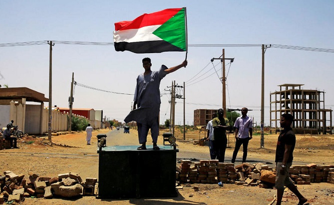 السلطات السودانية تغلق المدارس بعد قتل 5 طلاب