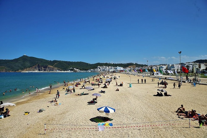  لعُشَّاق البحر.. هذه أفضل 8 شواطئ بجهة طنجة 